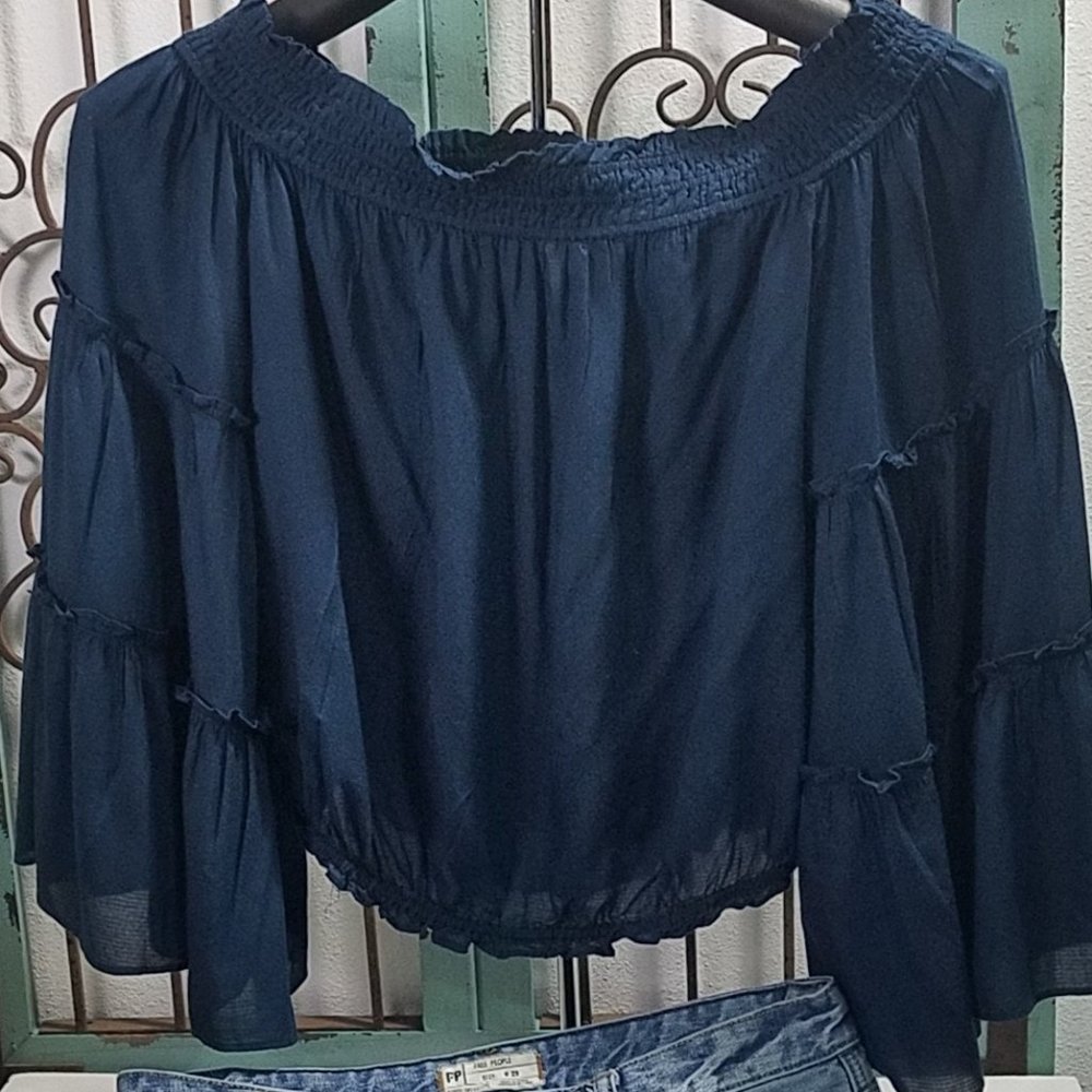 Free People Bundle - Picture 3 of 12